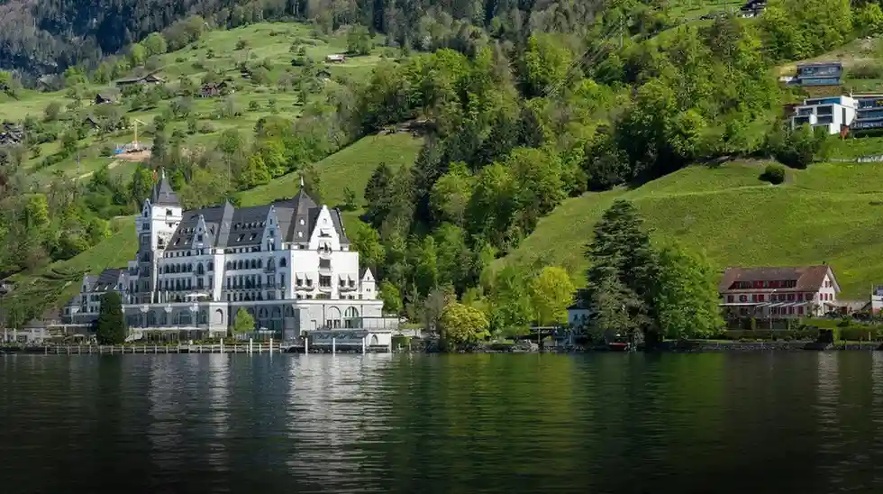 7 Inspiring Reasons to Visit Lucerne, Switzerland – A Lakeside Alpine Gem 7 Inspiring Reasons to Visit Lucerne, Switzerland – A Lakeside Alpine Gem