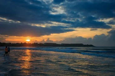 7 Reasons to Visit Pasikuda – Shallow, Calm Seas Ideal for Families