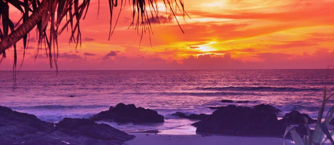 Phuket Travel Guide: Discover Thailand’s Tropical Paradise 2025 Phuket Travel Guide: Discover Thailand’s Tropical Paradise